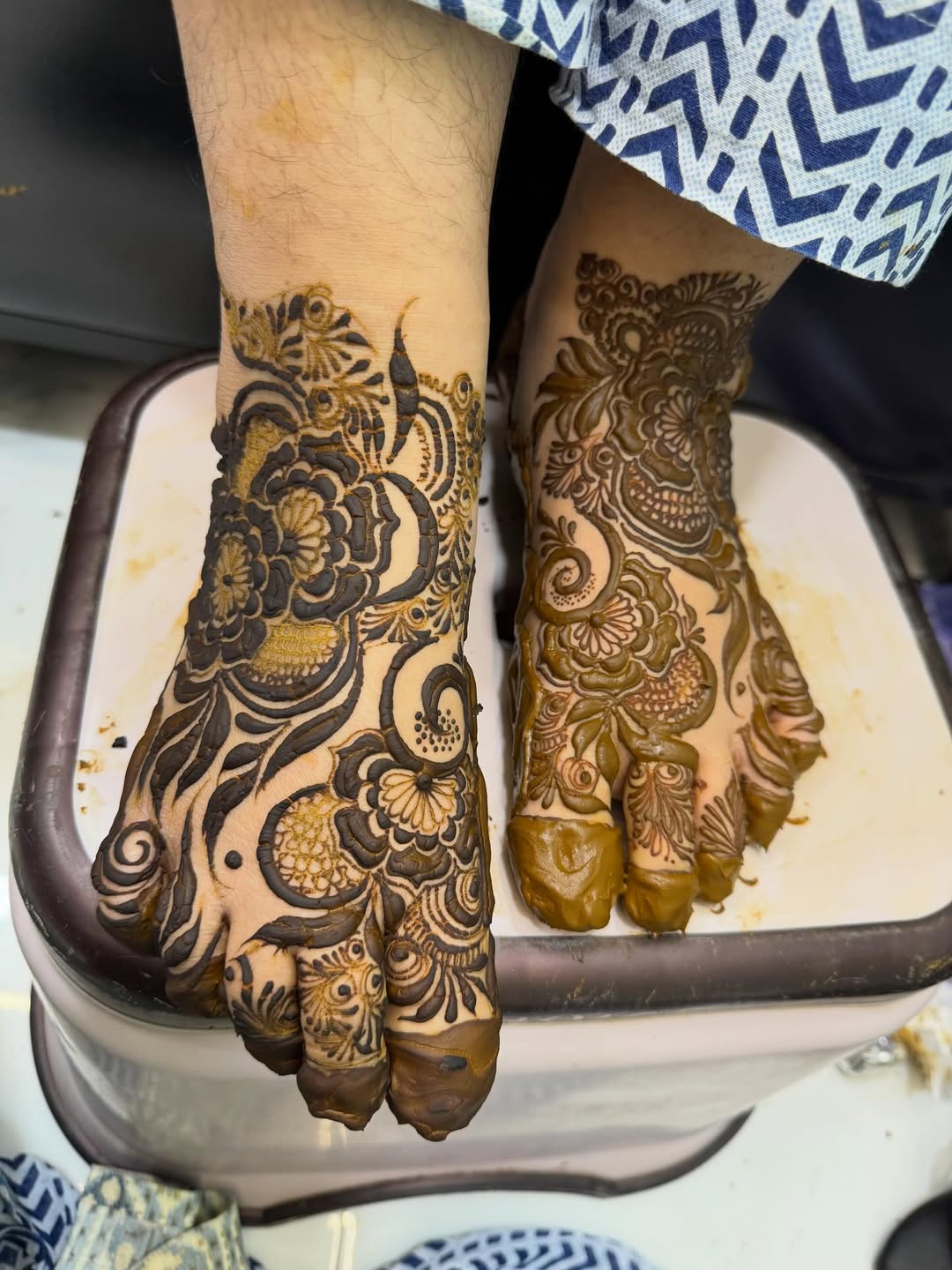 571030267_18106823125618944_3103768507760432370_n Up to ankle - Image 1